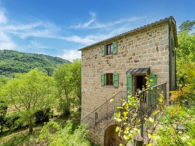 Holiday house Holiday Home in Les Assions near Bois de Païolive - Outdoor photo 5