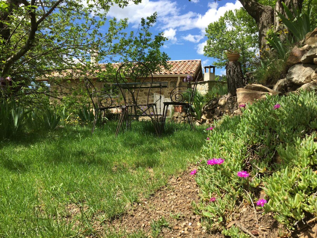 Holiday house Haus in Ardèche bei Ray-Pic Wasserfall - Outdoor photo 3