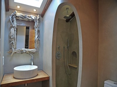 Villa Bliss Near Aix-en-Provence - Features photo 25