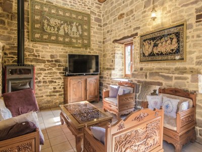 Villa Villa with Pool & Views in Sérilhac - Features photo 10