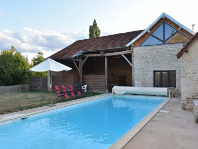 Holiday house Villa mit Spa & Pool in Sennevoy-le-Bas - Holiday house
