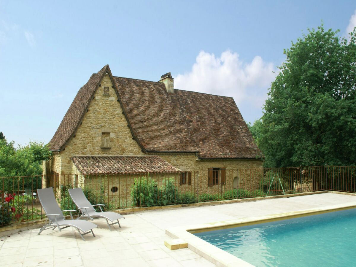 Holiday house Luxurious Holiday Home in Domme with Swimming Pool