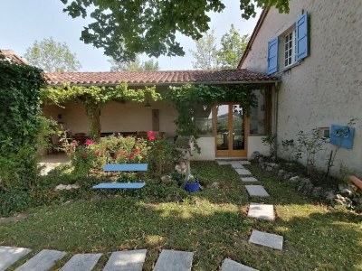 Holiday house Holiday Home in Lusignac with Private Pool - Outdoor photo 7