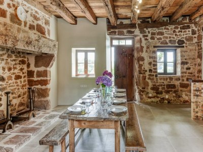 Holiday house Beautiful holiday home with pool in Teillots - Features photo 35