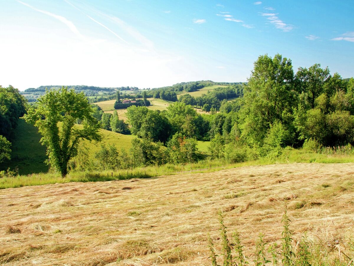 Holiday house Tranquil holiday home with private pool - Outdoor photo 4