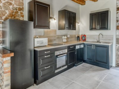 Holiday house Tranquil holiday home with private pool - Features photo 18