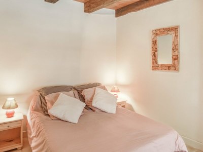 Holiday house Tranquil holiday home with private pool - Features photo 35