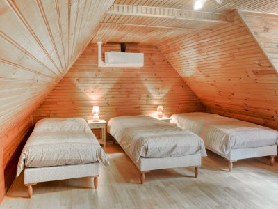 Holiday house Tranquil holiday home with private pool - Features photo 36