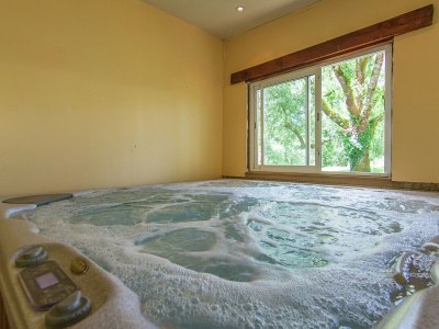 Holiday house Ferienhaus in Bourgnac mit Whirlpool - Outdoor photo 39