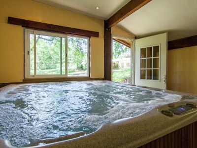 Holiday house Ferienhaus in Bourgnac mit Whirlpool - Outdoor photo 40