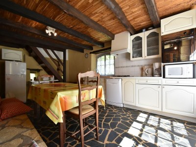 Holiday house Cosy holiday home with garden - Features photo 17