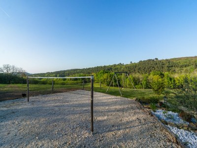 Holiday house Mazeyrolles Waldflucht - Outdoor photo 13