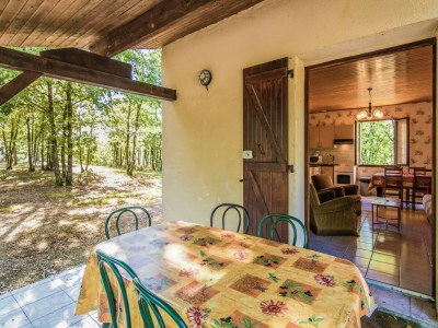 Holiday house Holiday home with swimming pool - Outdoor photo 14