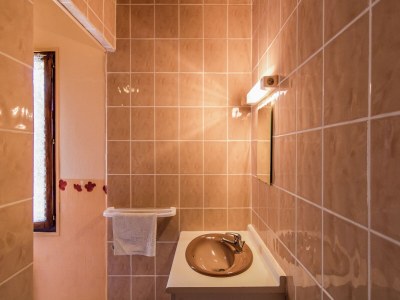 Holiday house Holiday home with swimming pool - Features photo 17