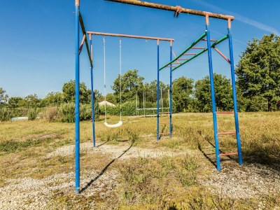 Holiday house Holiday home with swimming pool - Outdoor photo 36