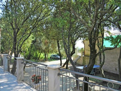 Villa Villa in Lédenon with Private Pool - Outdoor photo 11