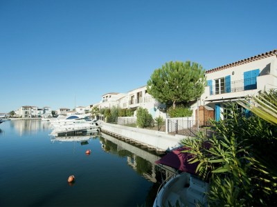 Villa Villa mit Blick auf den Yachthafen - Outdoor photo 2