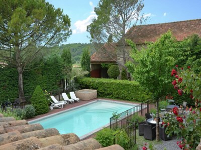 Villa Villa in Frankreich mit Pool und Weinbergen in Gard - Villa