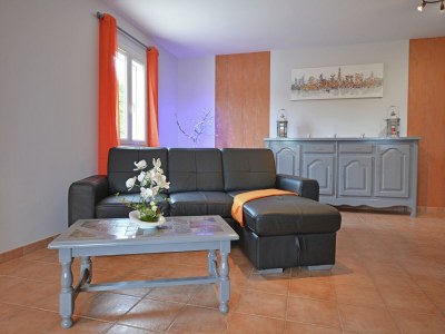 Villa Comfortable villa with swimming pool - Features photo 22