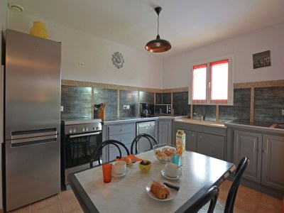 Villa Comfortable villa with swimming pool - Features photo 26