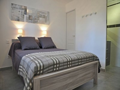 Villa Luxury villa with private pool - Features photo 24