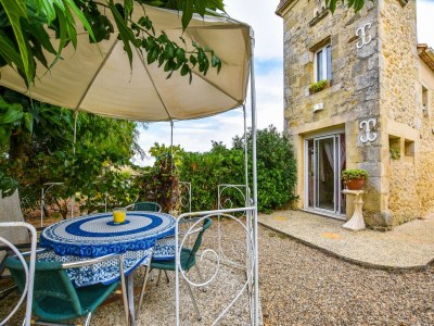 Holiday house Schönes Ferienhaus mit Swimmingpool - Outdoor photo 5
