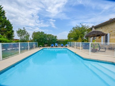 Holiday house Schönes Ferienhaus mit Swimmingpool - Outdoor photo 8