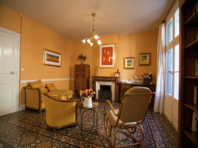 Holiday house Old wine storehouse with terrace and garden in Hérault - Holiday house