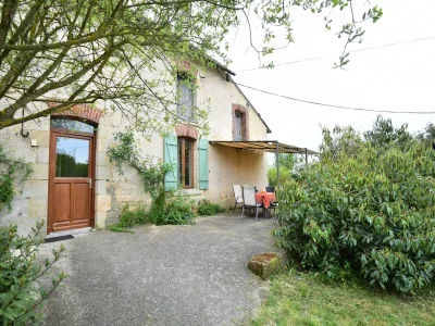Farmhouse Ferienhaus in einem alten abgelegenen Bauernhaus in Giroux - Farmhouse