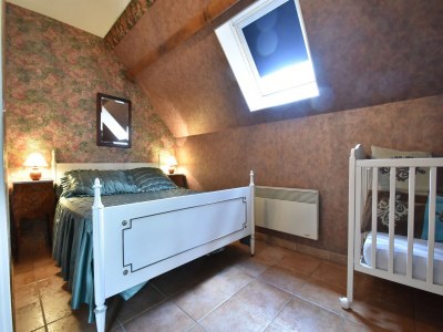 Holiday house Charming holiday home with pool and pond - Features photo 23