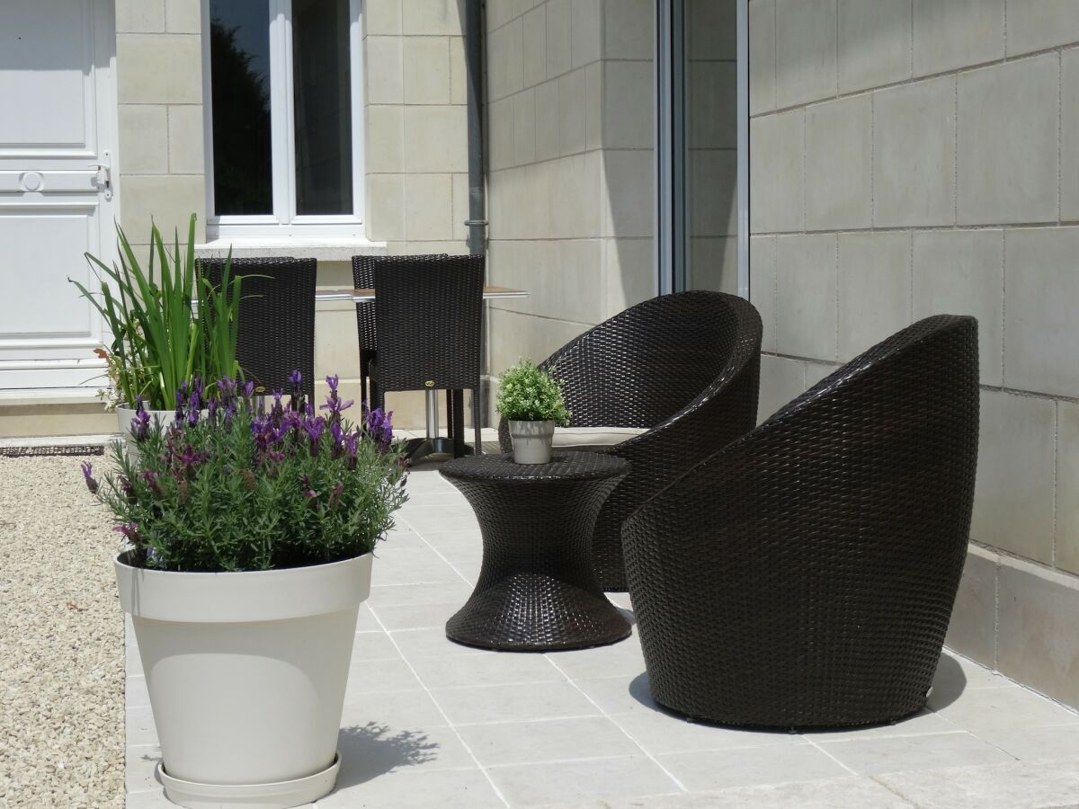 Holiday house Retreat in Beaumont-en-Véron - Outdoor photo 2