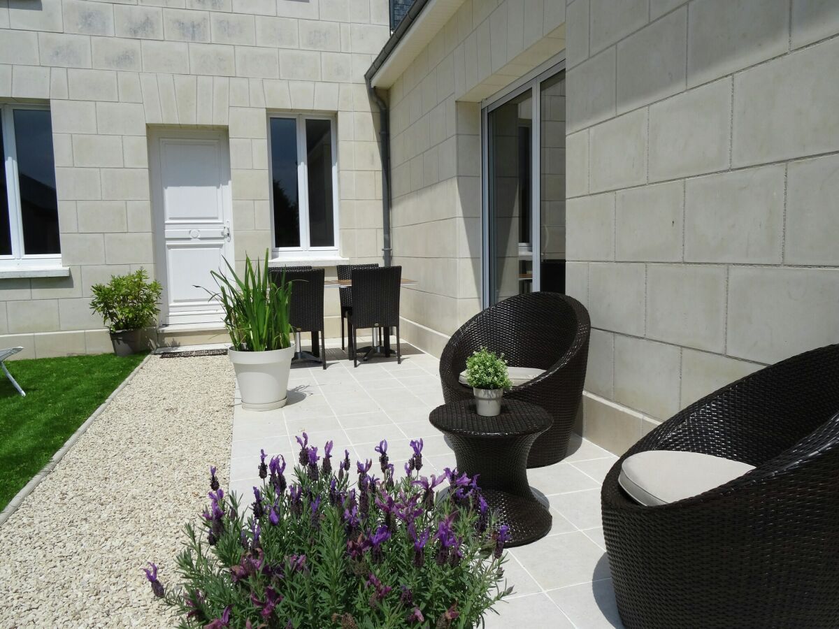 Holiday house Retreat in Beaumont-en-Véron - Outdoor photo 5