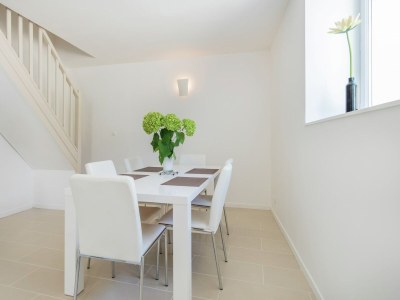 Holiday house Retreat in Beaumont-en-Véron - Features photo 11