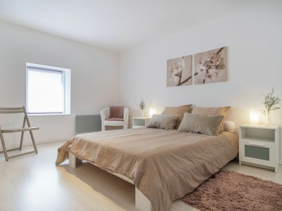 Holiday house Retreat in Beaumont-en-Véron - Features photo 15