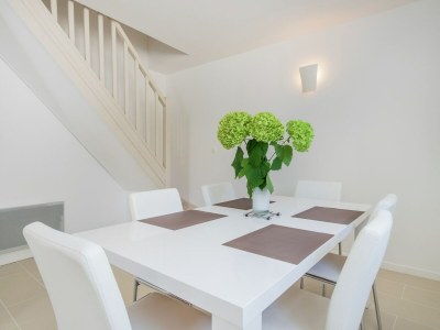 Holiday house Retreat in Beaumont-en-Véron - Features photo 21