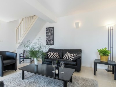 Holiday house Retreat in Beaumont-en-Véron - Features photo 33