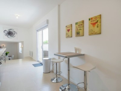 Holiday house Retreat in Beaumont-en-Véron - Features photo 35