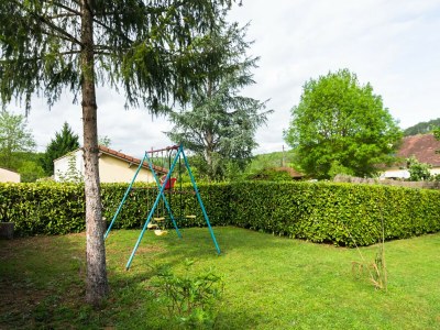 Holiday house Schönes Ferienhaus mit Innenhof - Outdoor photo 6