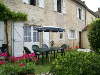 Holiday house Vintage Retreat in Montfaucon - Outdoor photo 7