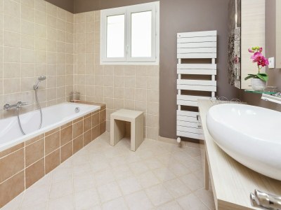 Villa Villa in Cazals mit Pool und See in der Nähe - Features photo 27