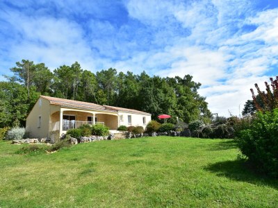 Holiday house Ferienhaus mit privatem Pool in Montcléra - Outdoor photo 4