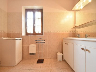 Holiday house Spacious holiday home with private pool - Features photo 17