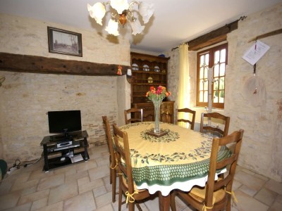 Holiday house Spacious holiday home with private pool - Features photo 18