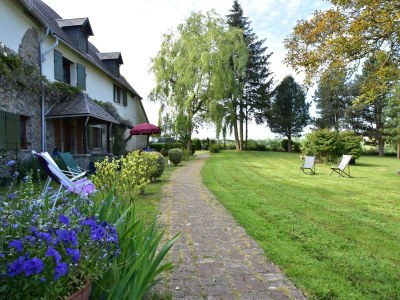 Holiday house Saint-Sauveur Hideaway - Outdoor photo 8