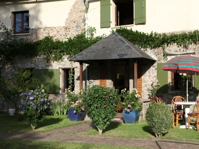 Holiday house Saint-Sauveur Hideaway - Outdoor photo 13