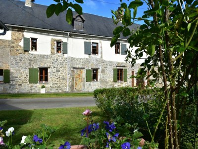 Holiday house Saint-Sauveur Hideaway - Outdoor photo 18