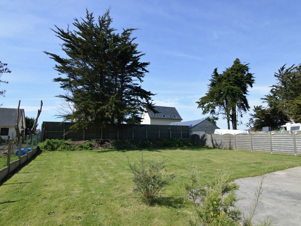 Holiday house Denneville Coastal Escape with garden - Outdoor photo 3