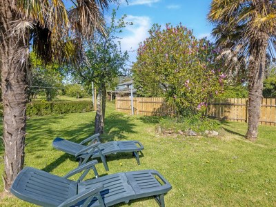 Holiday house Charmantes Haus mit Obstgarten - Outdoor photo 9