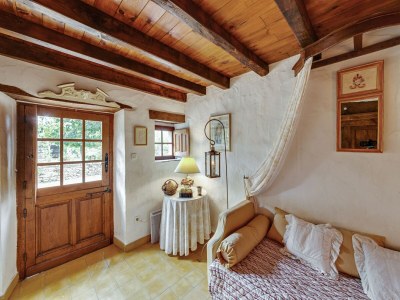 Holiday house Historic Loire Hideaway - Features photo 15