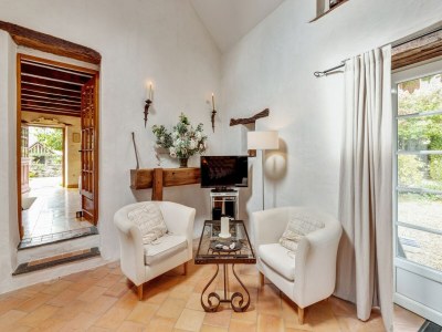 Holiday house Historic Loire Hideaway - Features photo 17